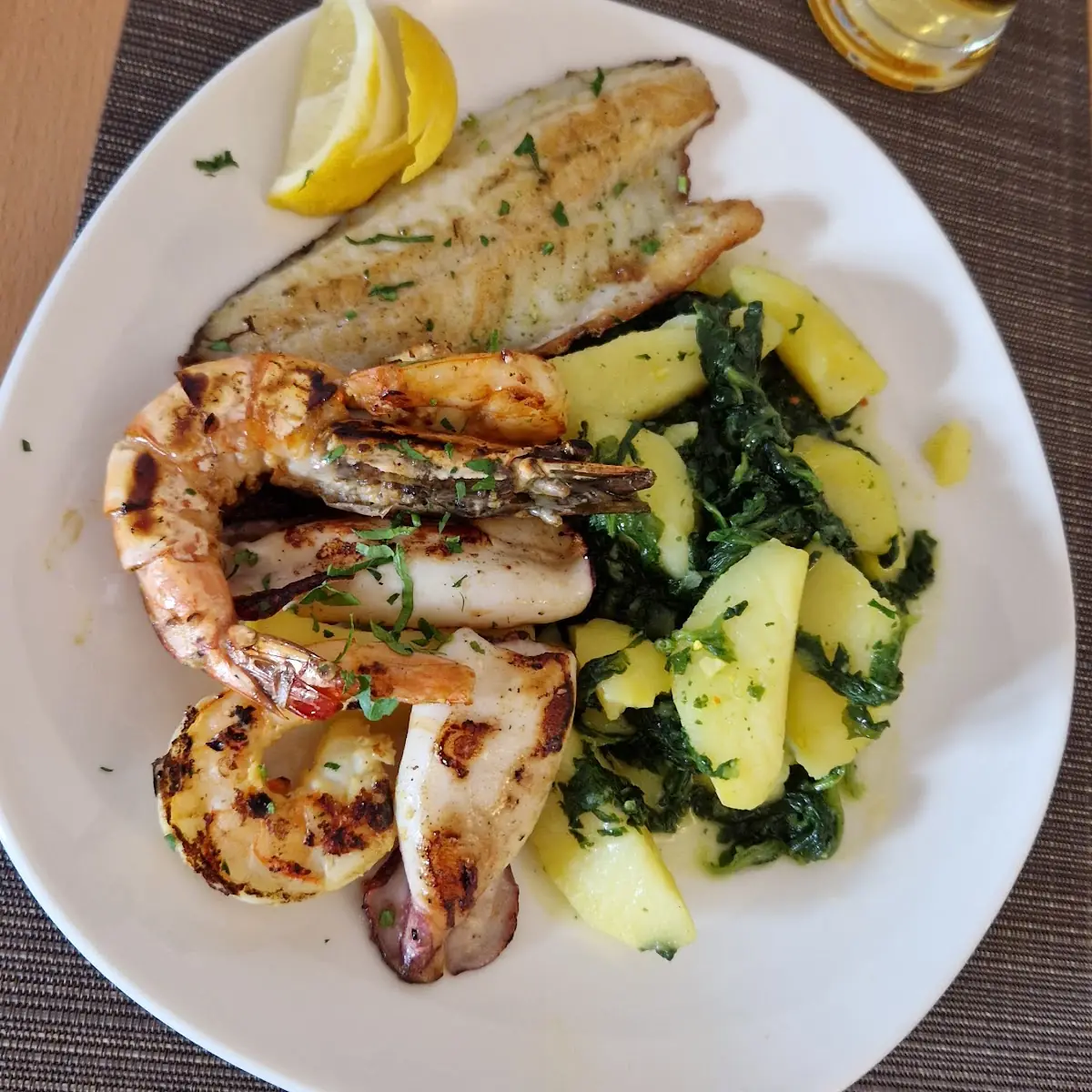 Essen und Trinken photo 1