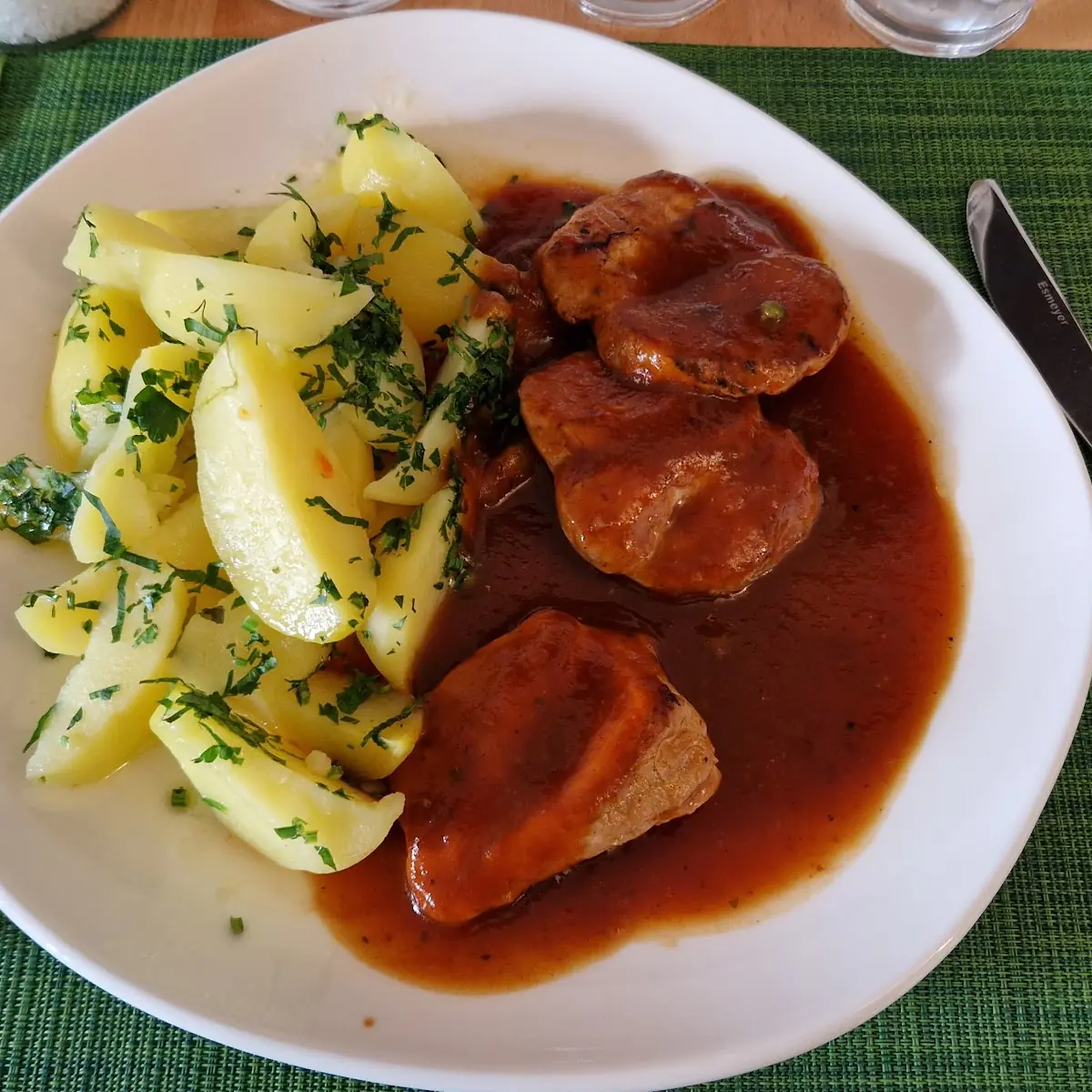 Essen und Trinken photo 3