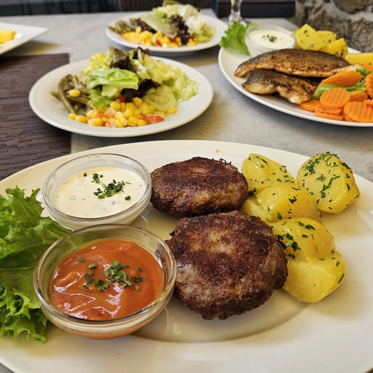 Essen und Trinken photo 1