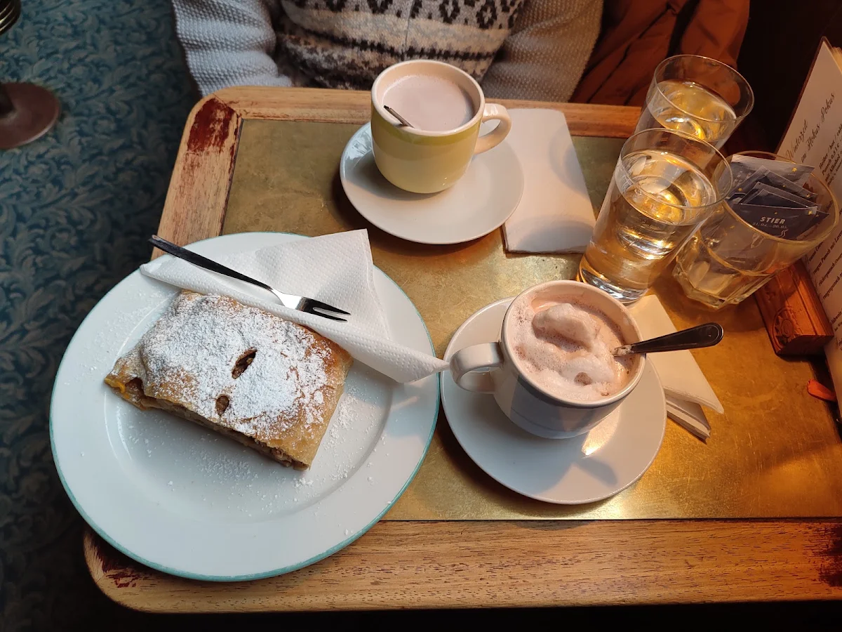 Essen und Trinken photo 2