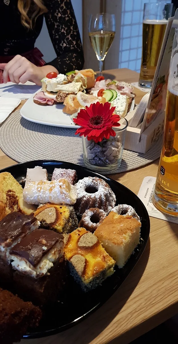 Essen und Trinken photo 2