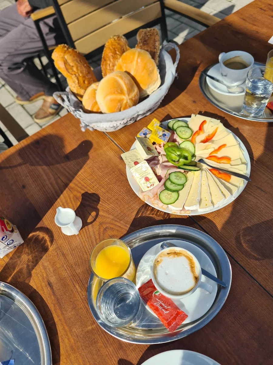 Essen und Trinken photo 1