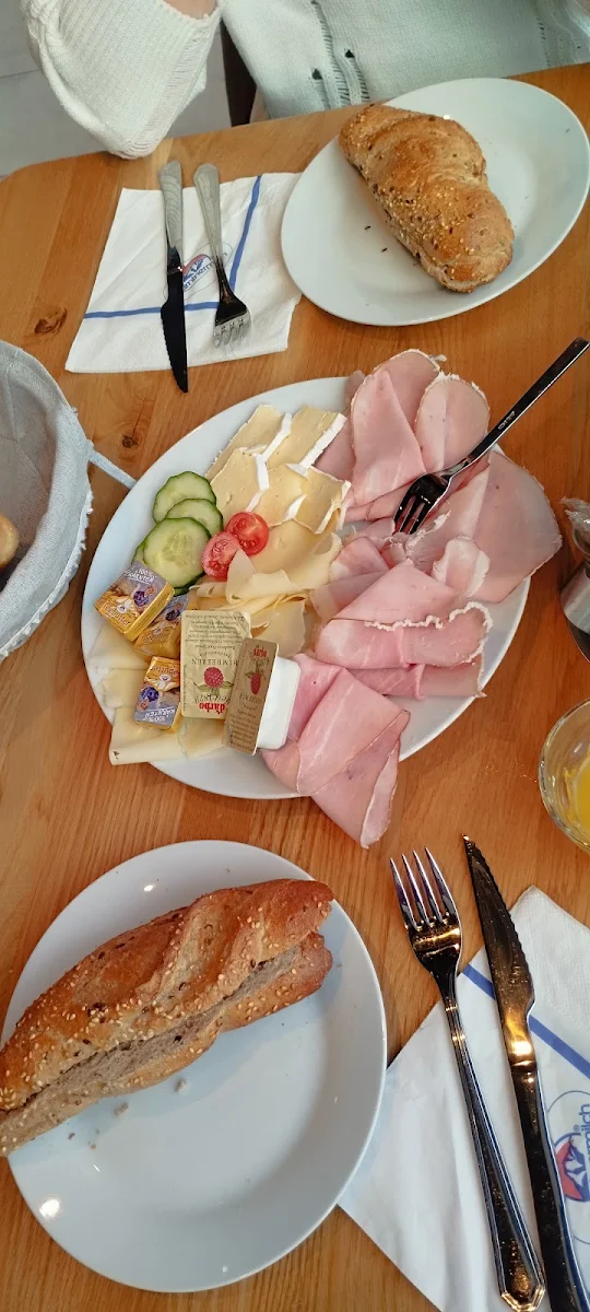 Essen und Trinken photo 3
