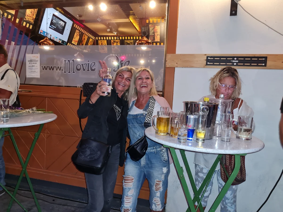 Moviecafé (vormals Angie's Café) Titelbild