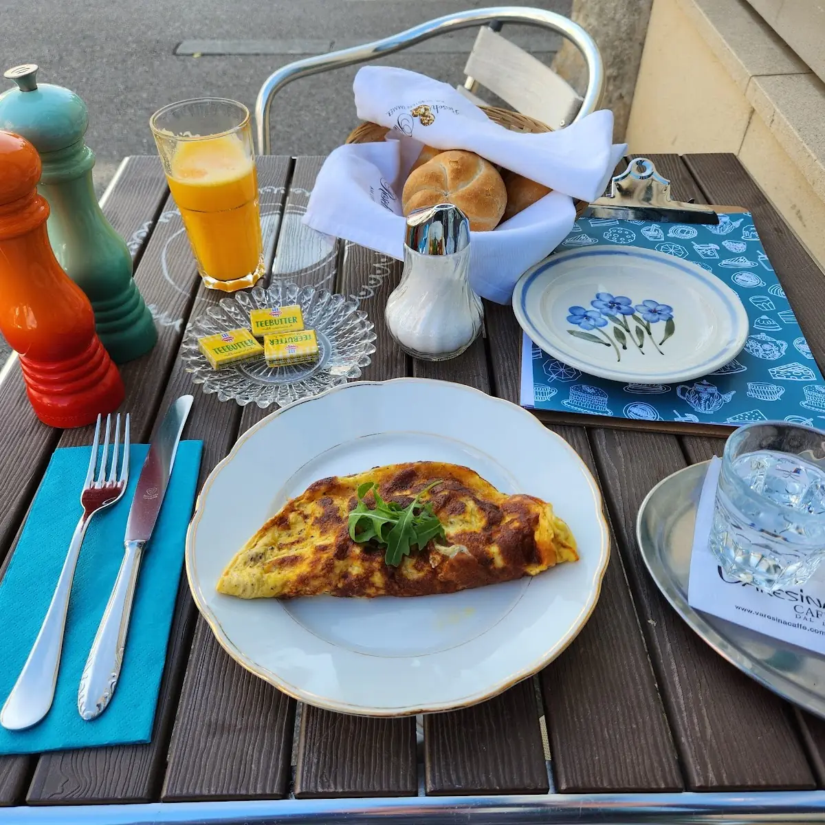Essen und Trinken photo 1