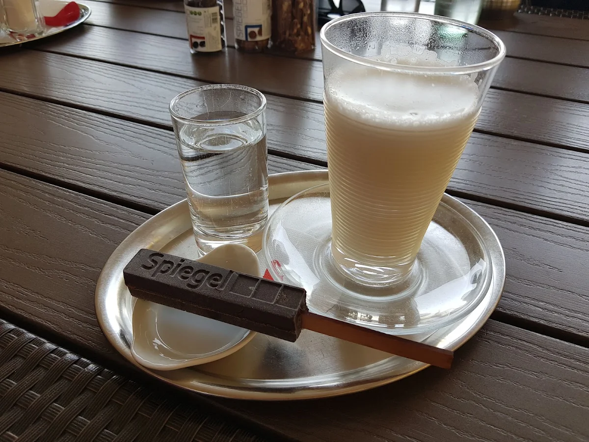 Essen und Trinken photo 3