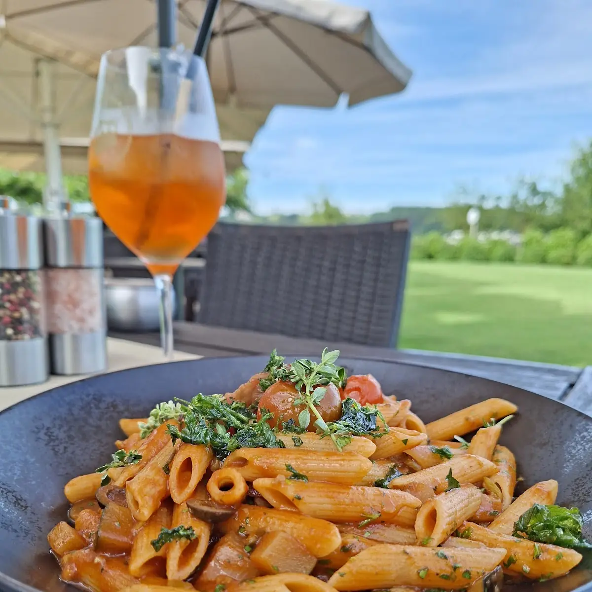 Essen und Trinken photo 2