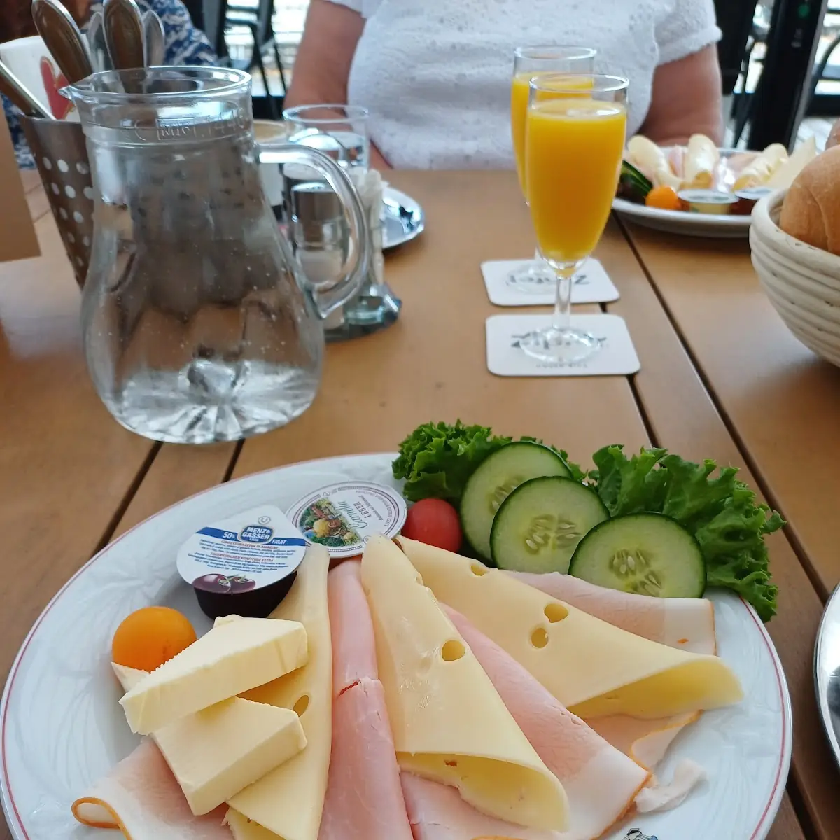 Essen und Trinken photo 3
