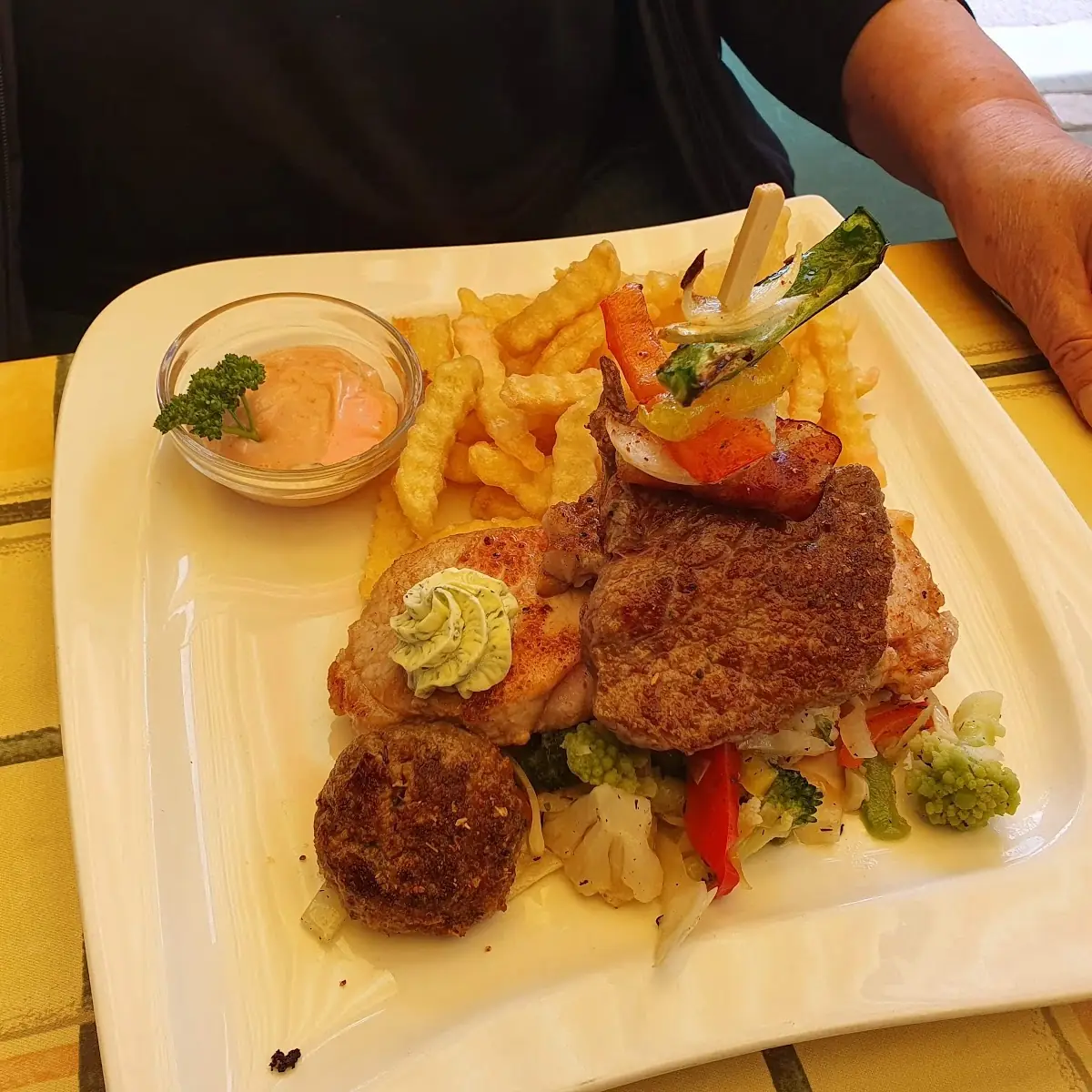 Essen und Trinken photo 2