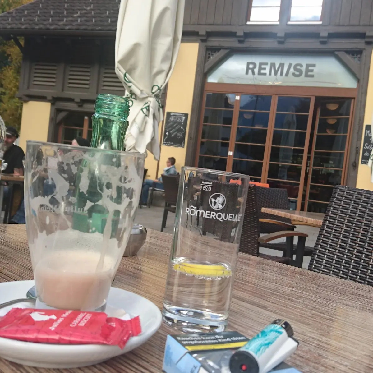 Essen und Trinken photo 2