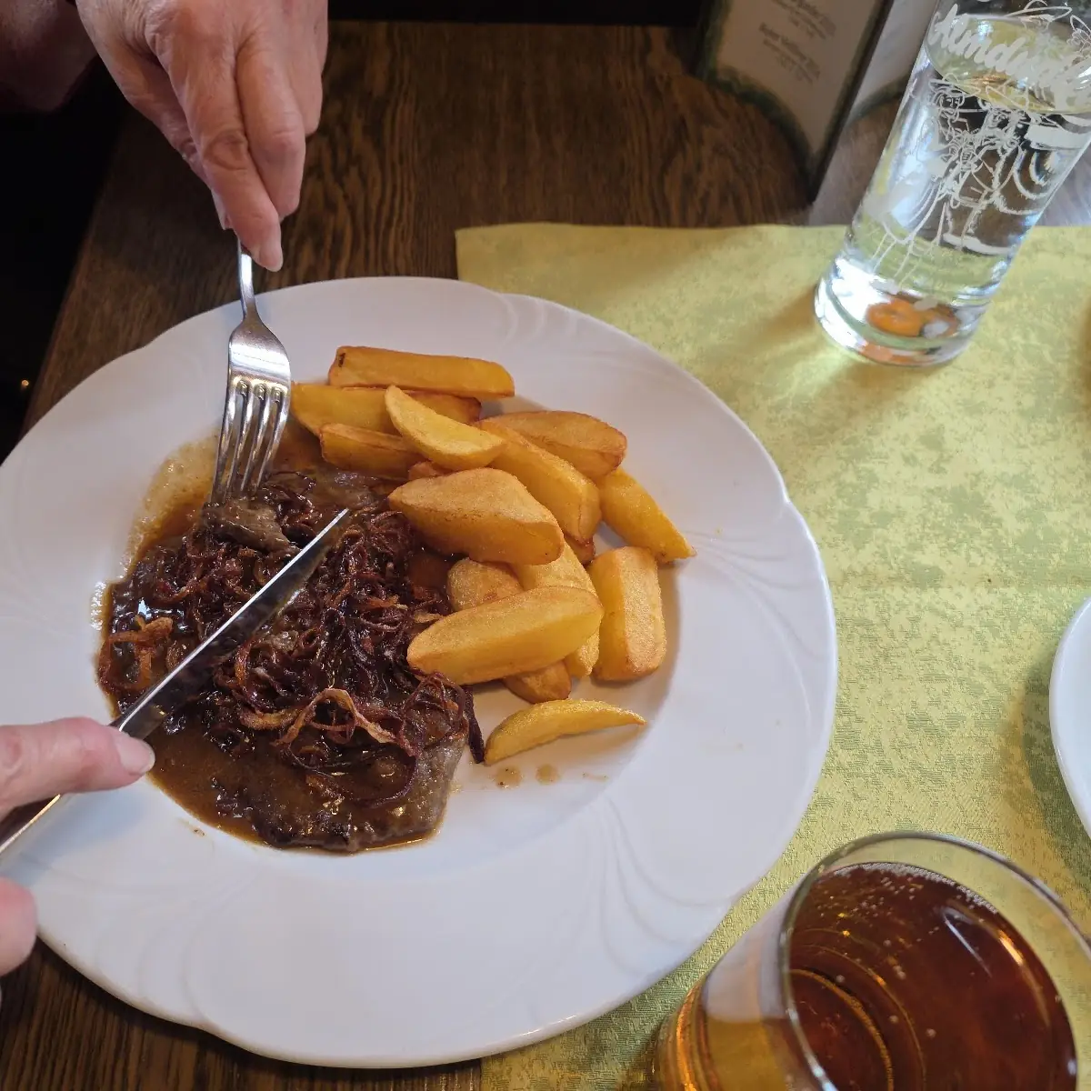 Essen und Trinken photo 3