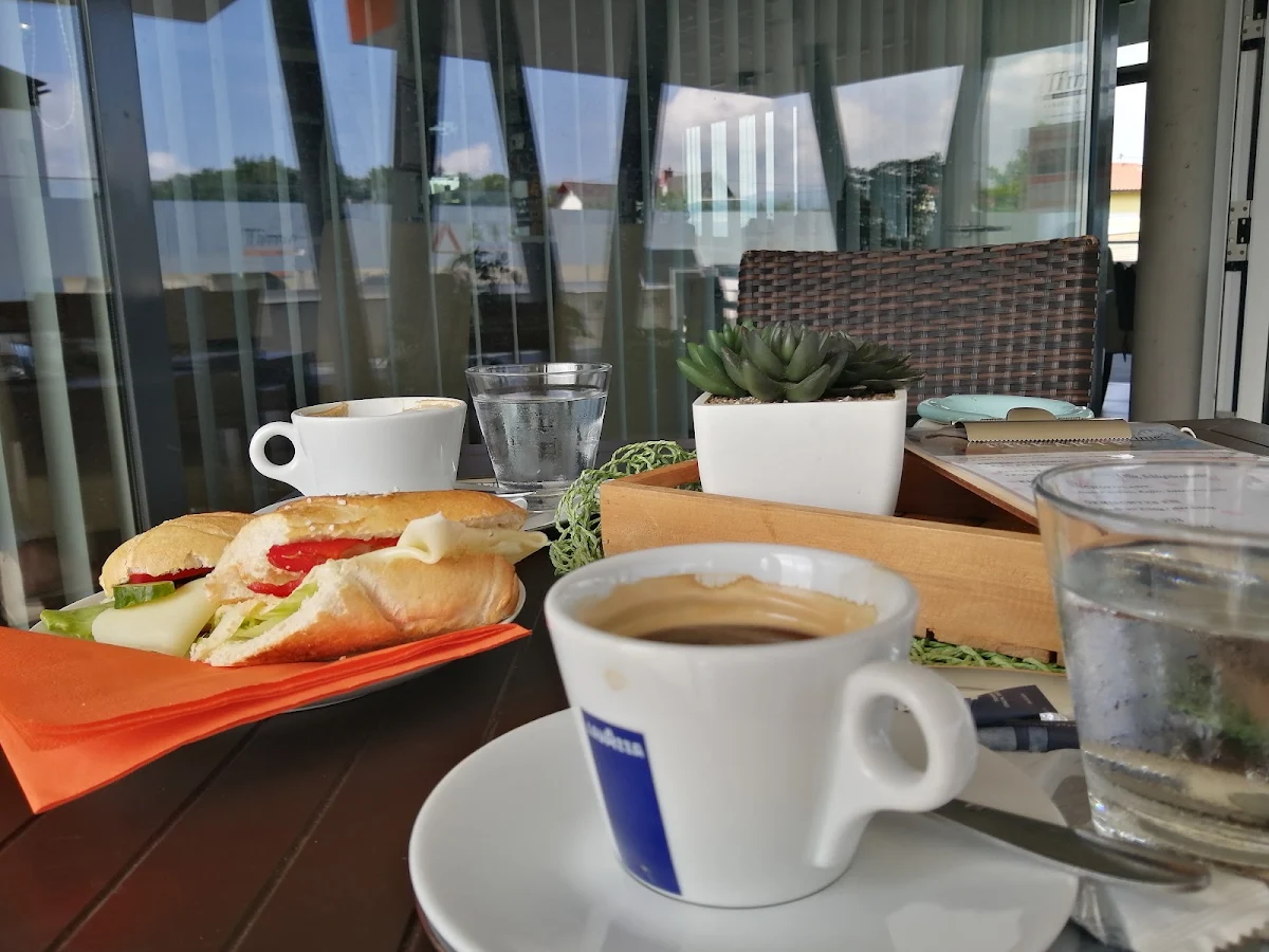 Essen und Trinken photo 3