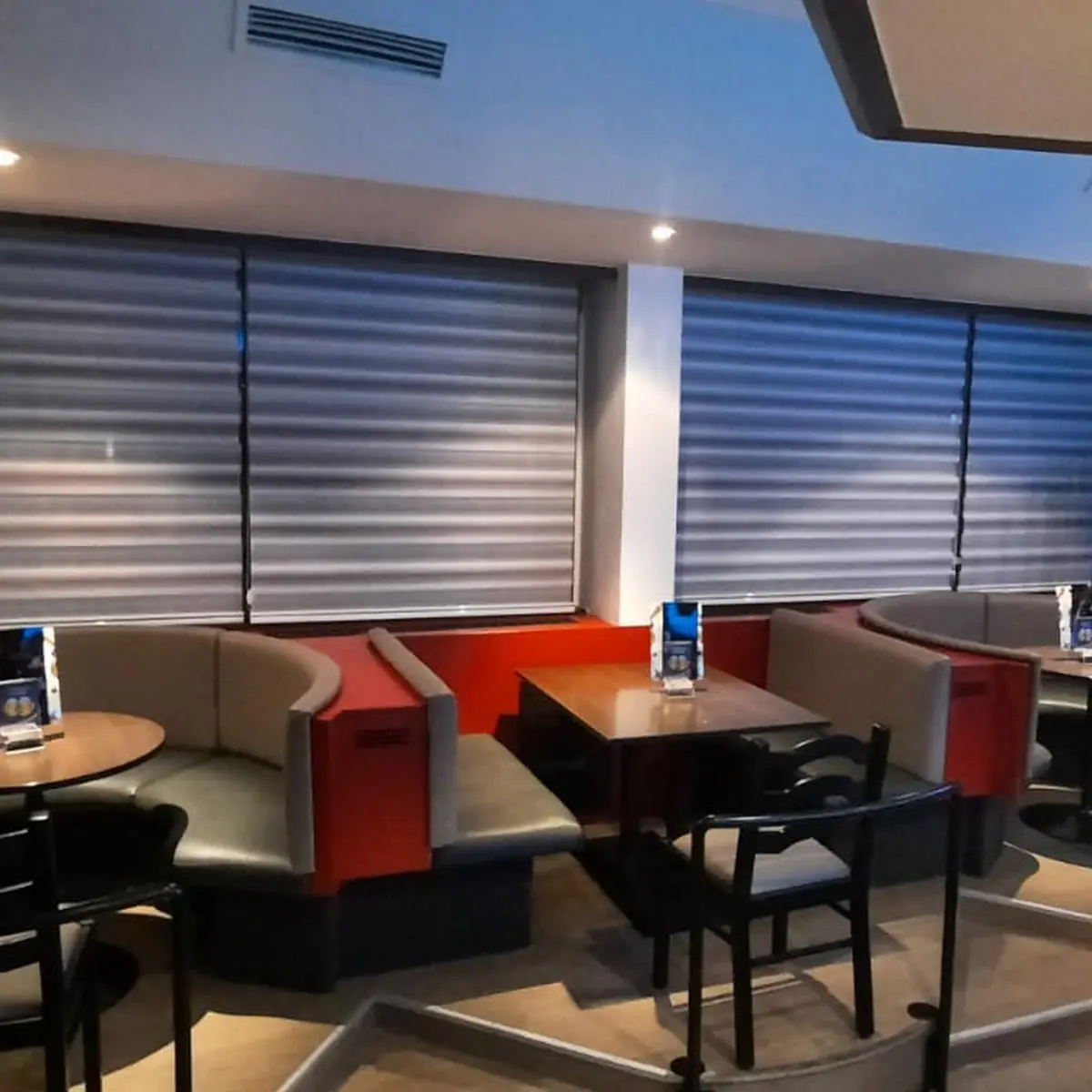 Cherrie's Cafe-Bar-Lounge-Pizzeria Titelbild