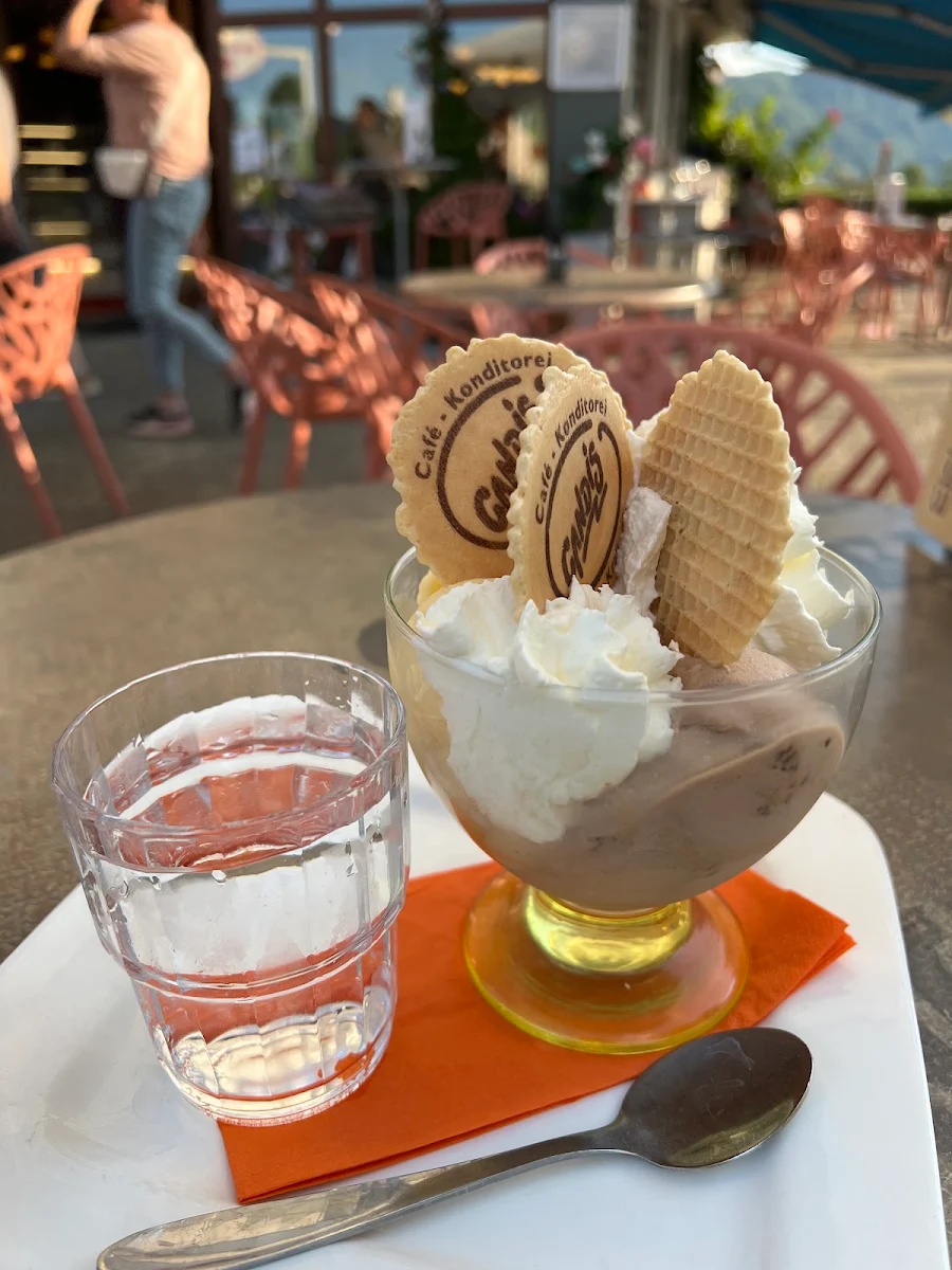 Essen und Trinken photo 1