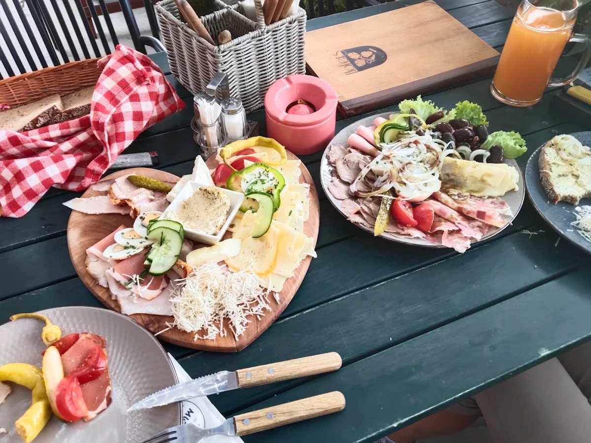 Essen und Trinken photo 3