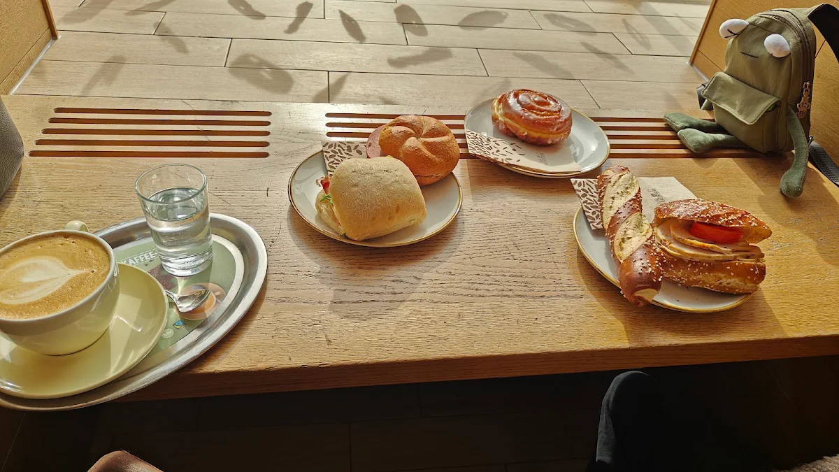 Essen und Trinken photo 1
