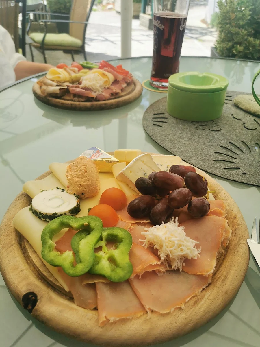 Essen und Trinken photo 3