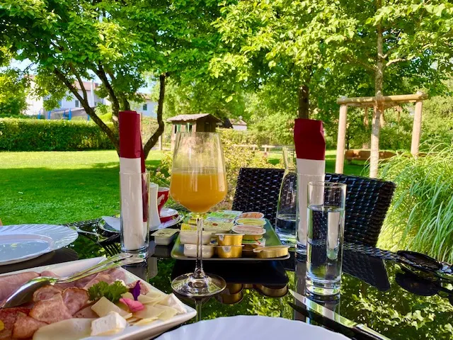 Essen und Trinken photo 2