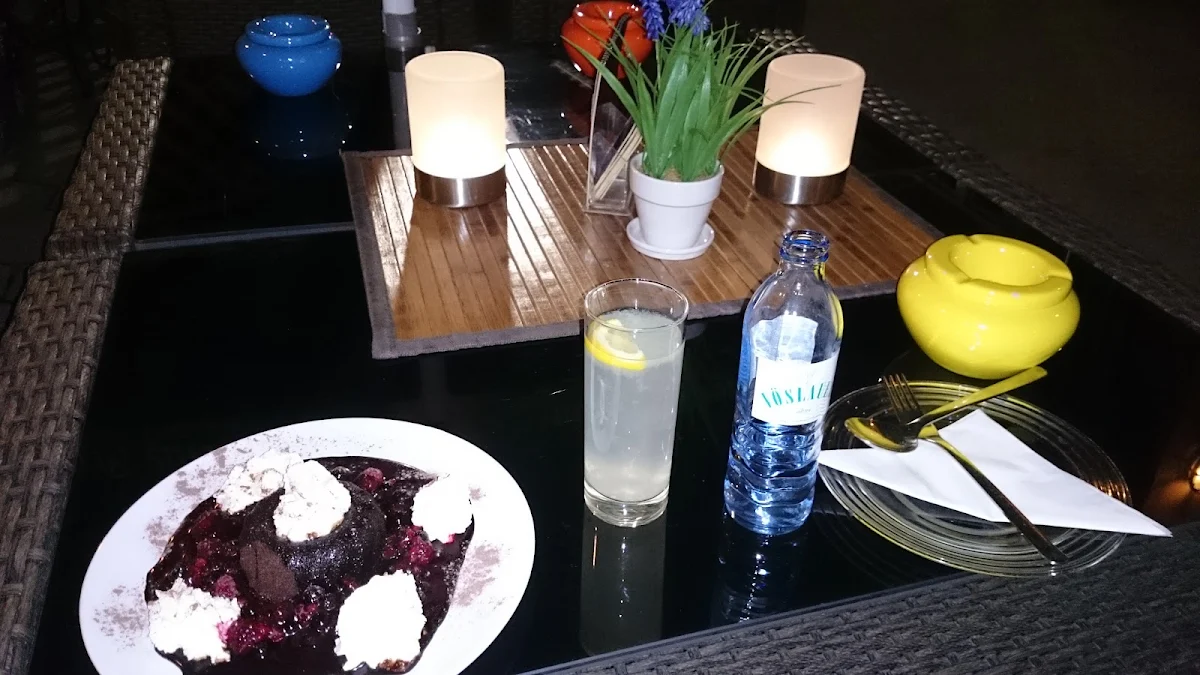 Essen und Trinken photo 2