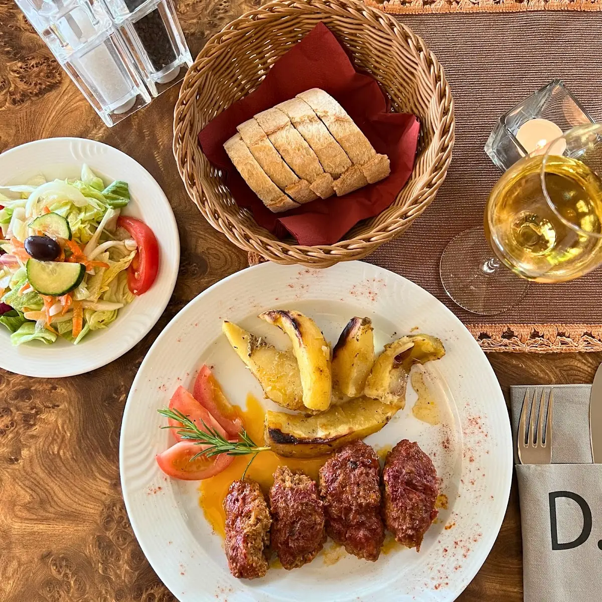 Essen und Trinken photo 1