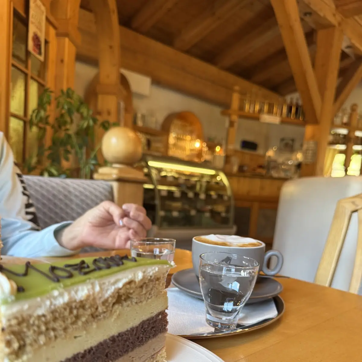 Essen und Trinken, Bäckerei - Café - Konditorei Ritter