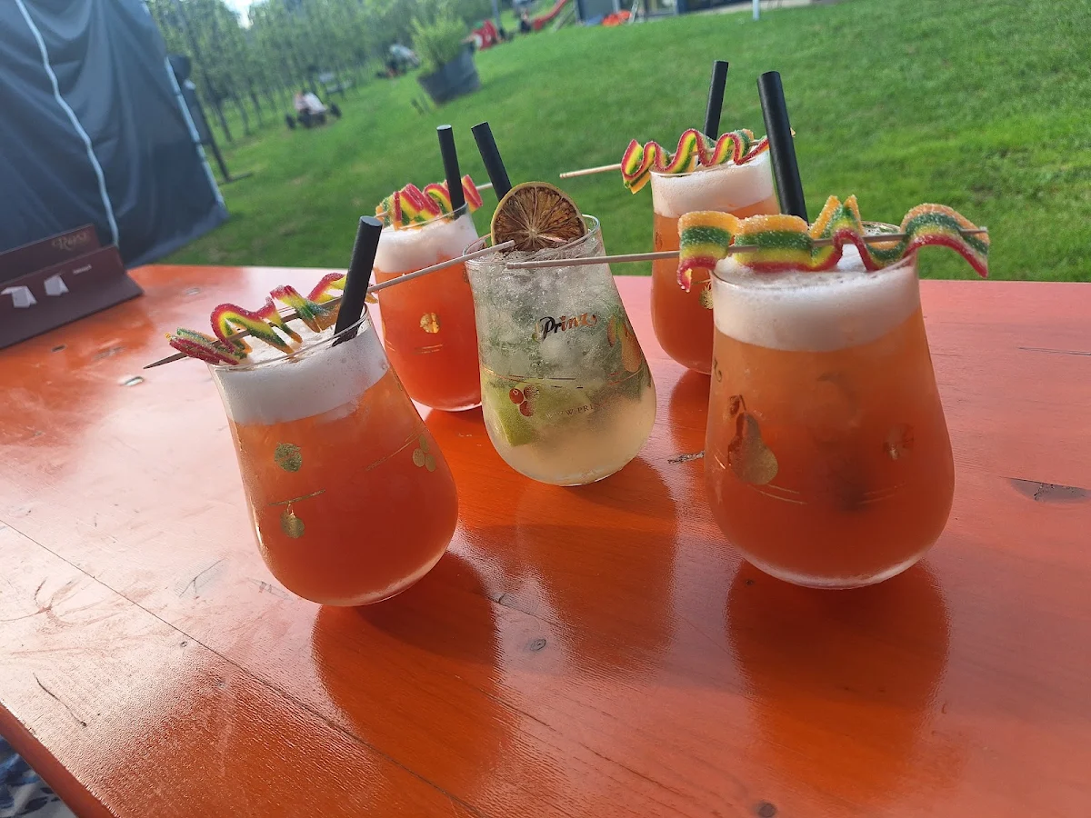 Essen und Trinken photo 3