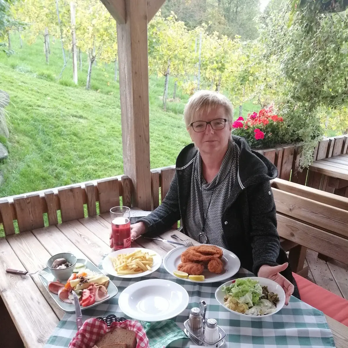Essen und Trinken photo 2