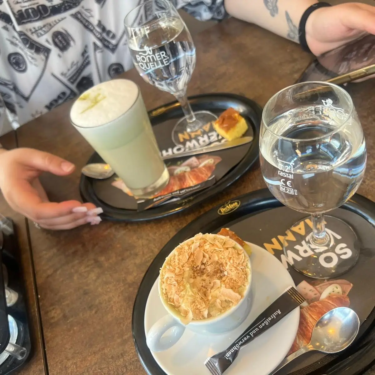 Essen und Trinken photo 3