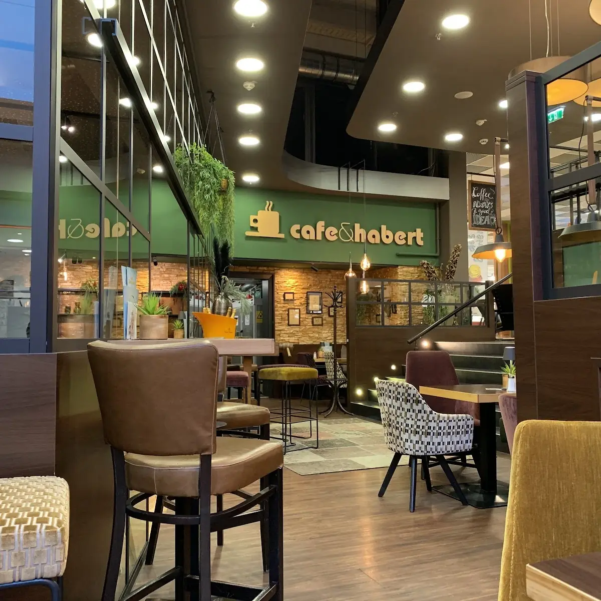 Cafe & Habert Titelbild