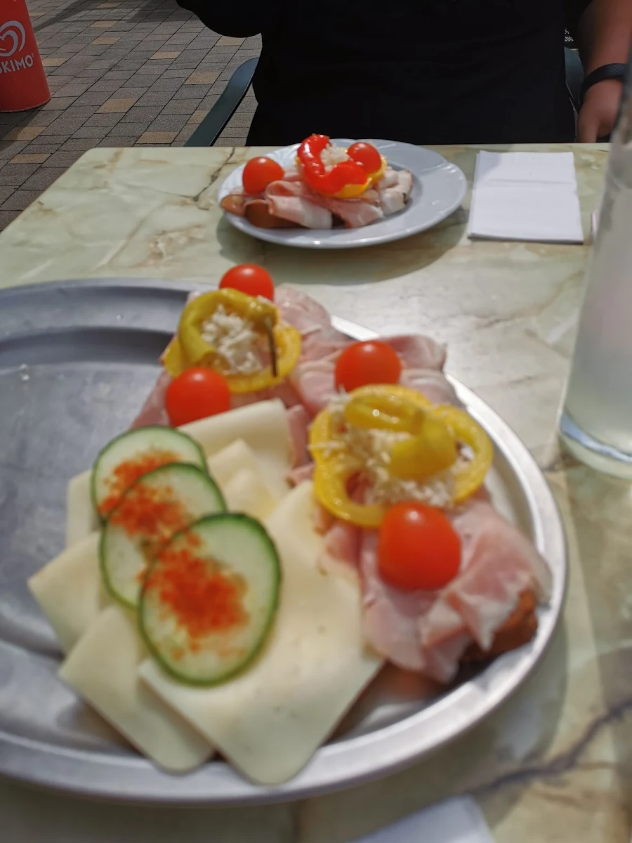 Essen und Trinken photo 4