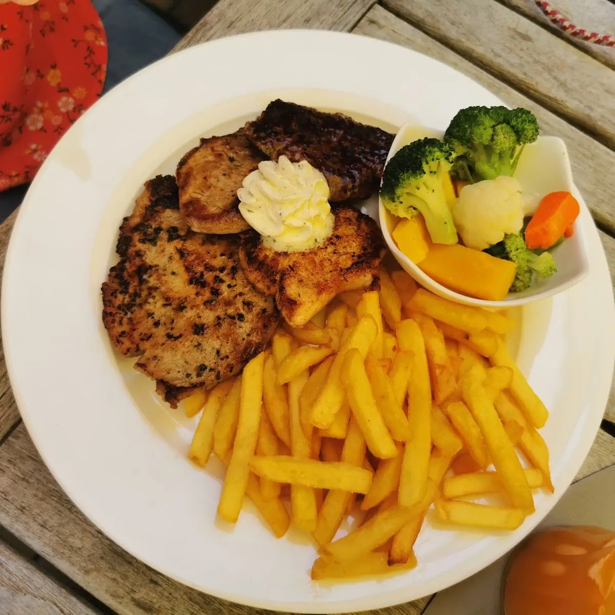 Essen und Trinken photo 2