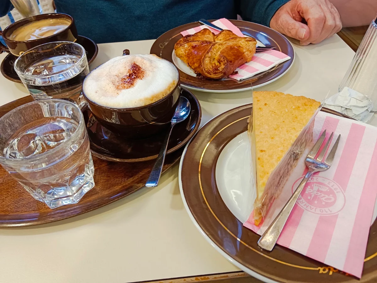 Essen und Trinken photo 1