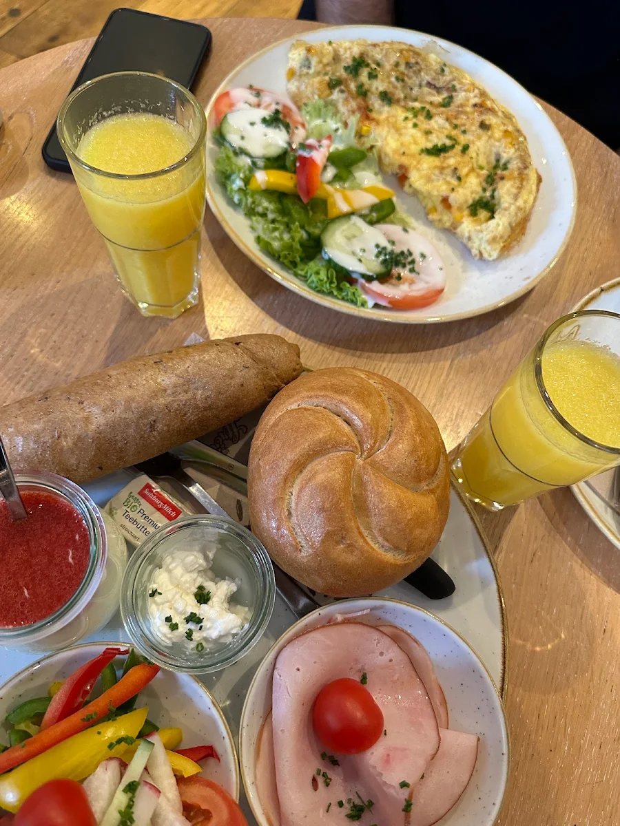 Essen und Trinken photo 3