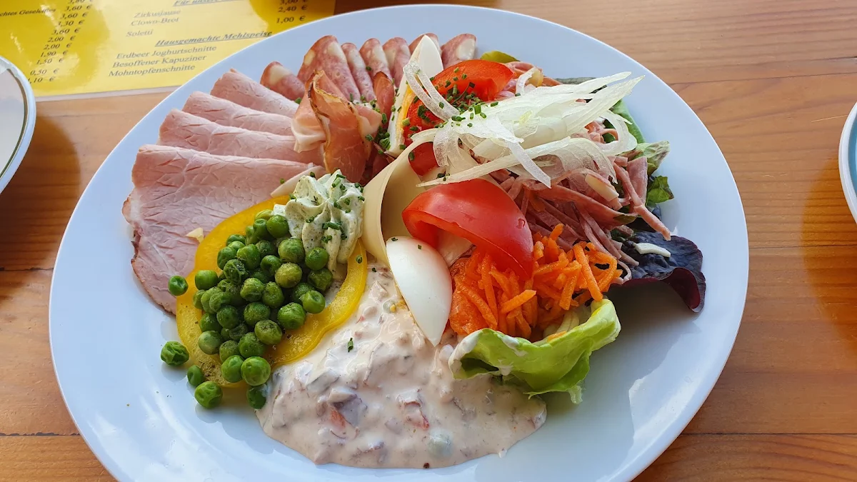 Essen und Trinken photo 2