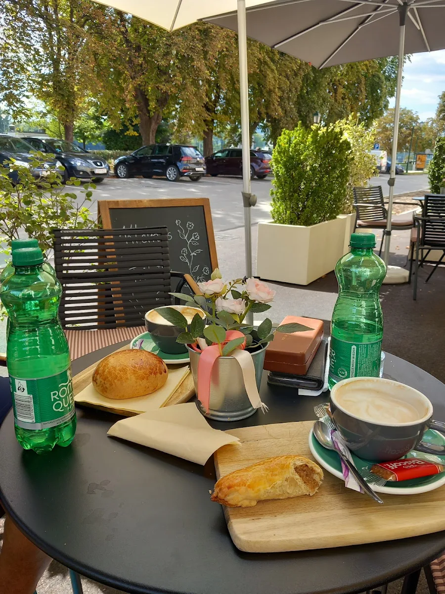 Essen und Trinken photo 1