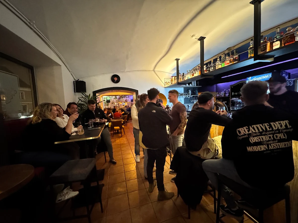 Das Wohnzimmer - Café, Bar, Musik Titelbild