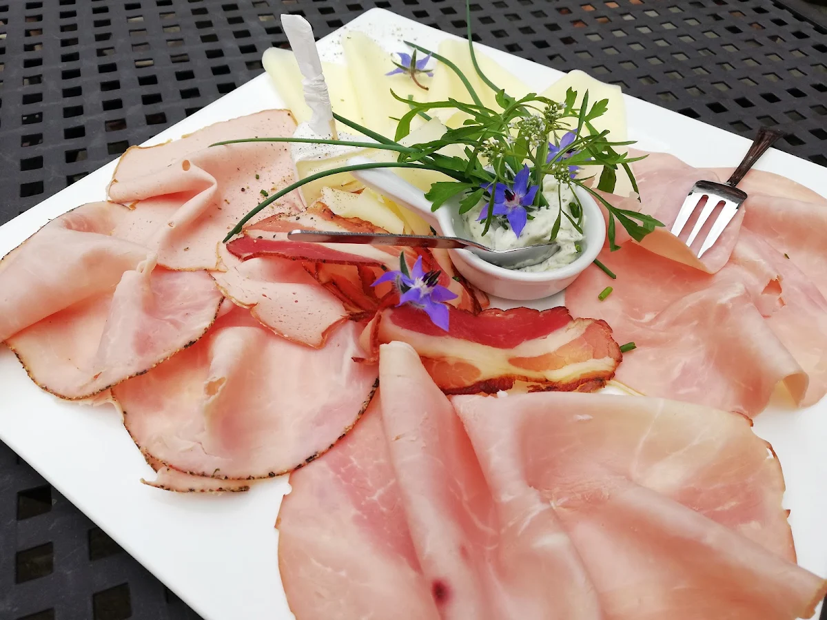 Essen und Trinken photo 2