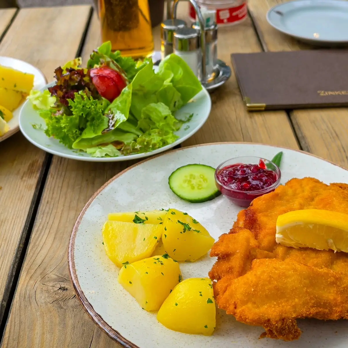 Essen und Trinken photo 2