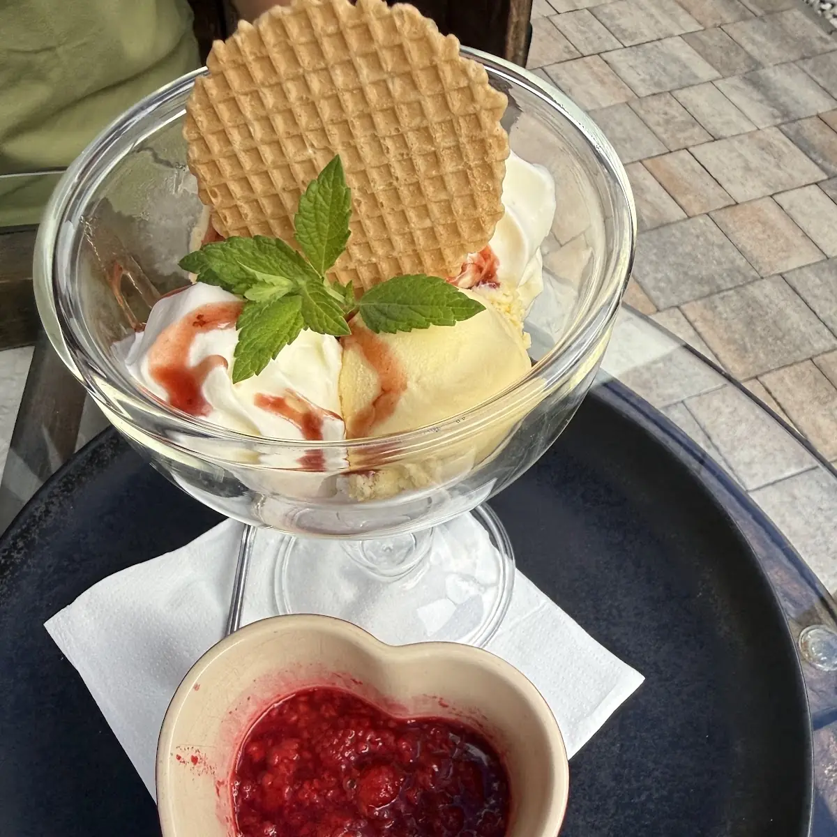 Essen und Trinken photo 2