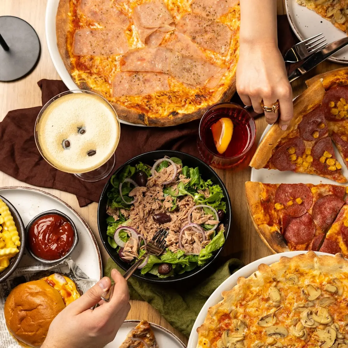 Essen und Trinken, STERN16 - Pizza & Burger Bar