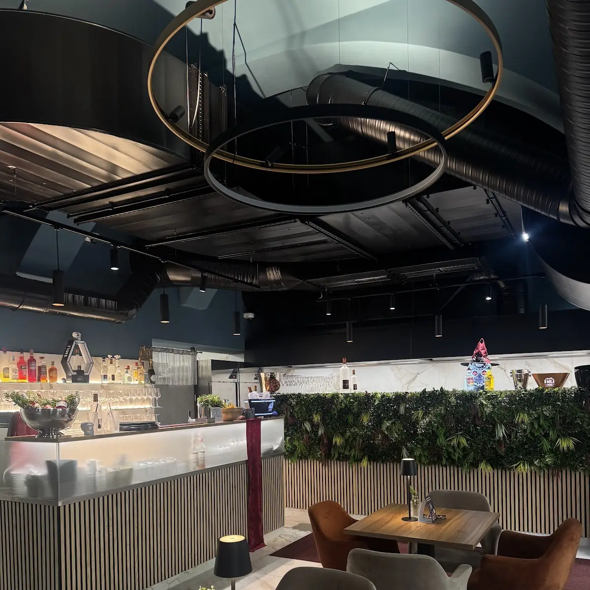 Atmosphäre, STERN16 - Pizza & Burger Bar