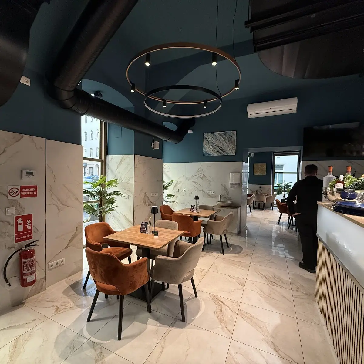 Atmosphäre, STERN16 - Pizza & Burger Bar