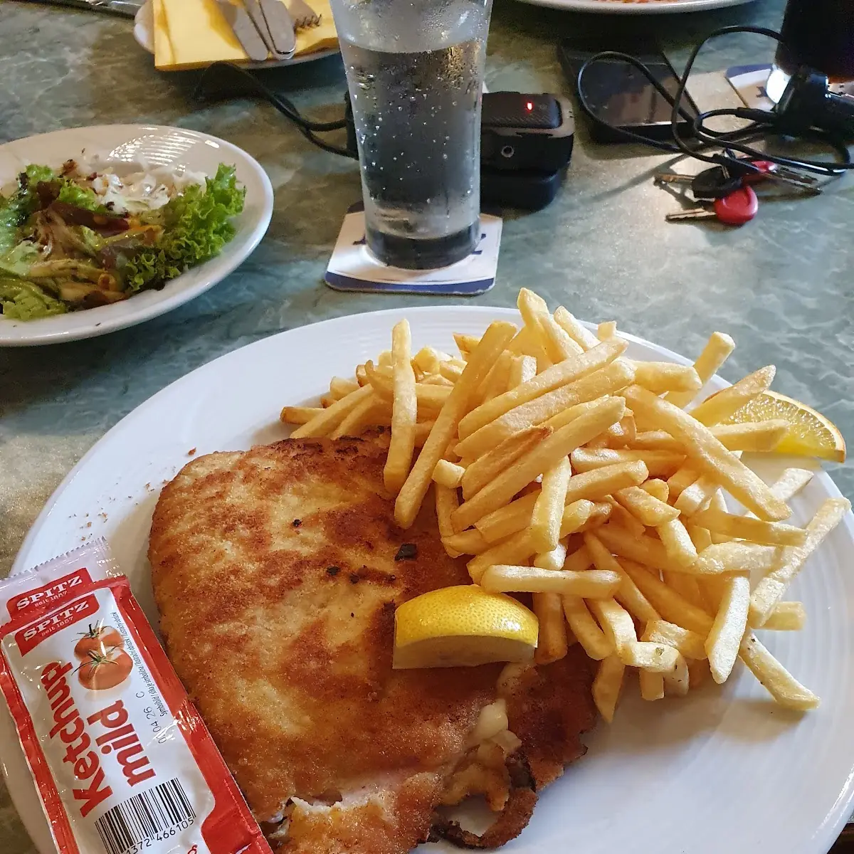 Essen und Trinken photo 2