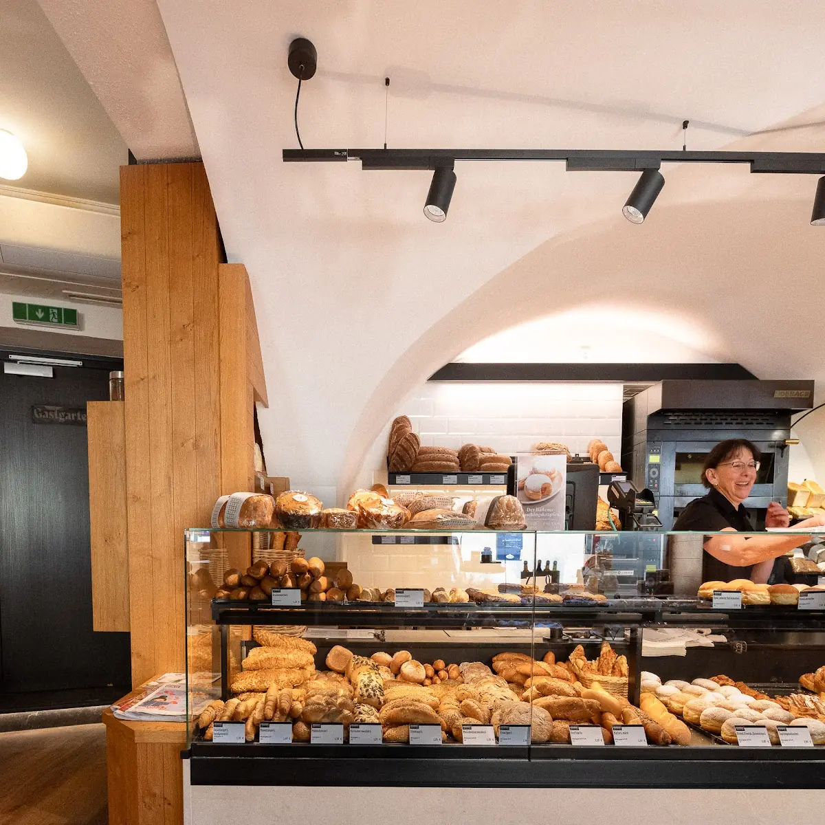 Backhaus Annamühle - Bäckerei & Café Stammhaus Heiligenkreuzer Gasse Titelbild