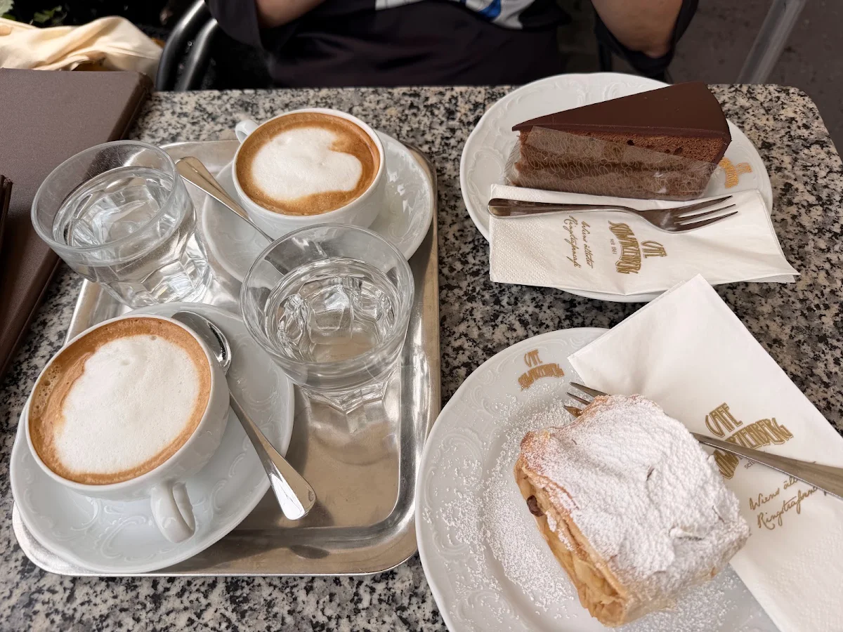 Essen und Trinken photo 4