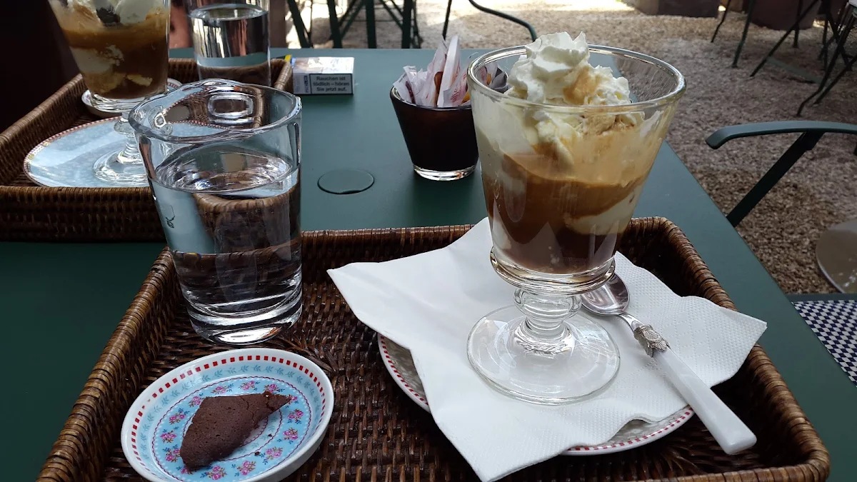 Essen und Trinken photo 4