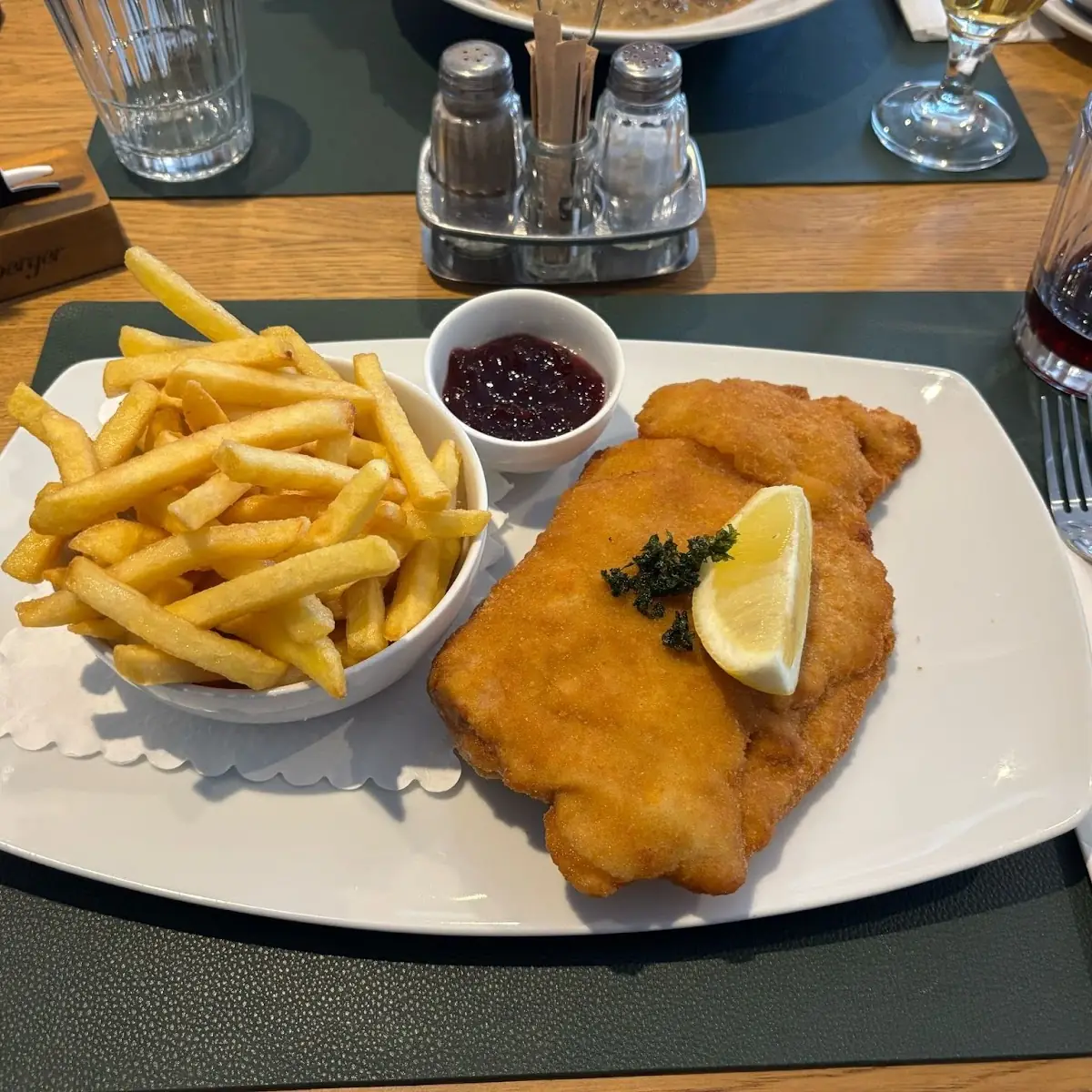 Essen und Trinken photo 1
