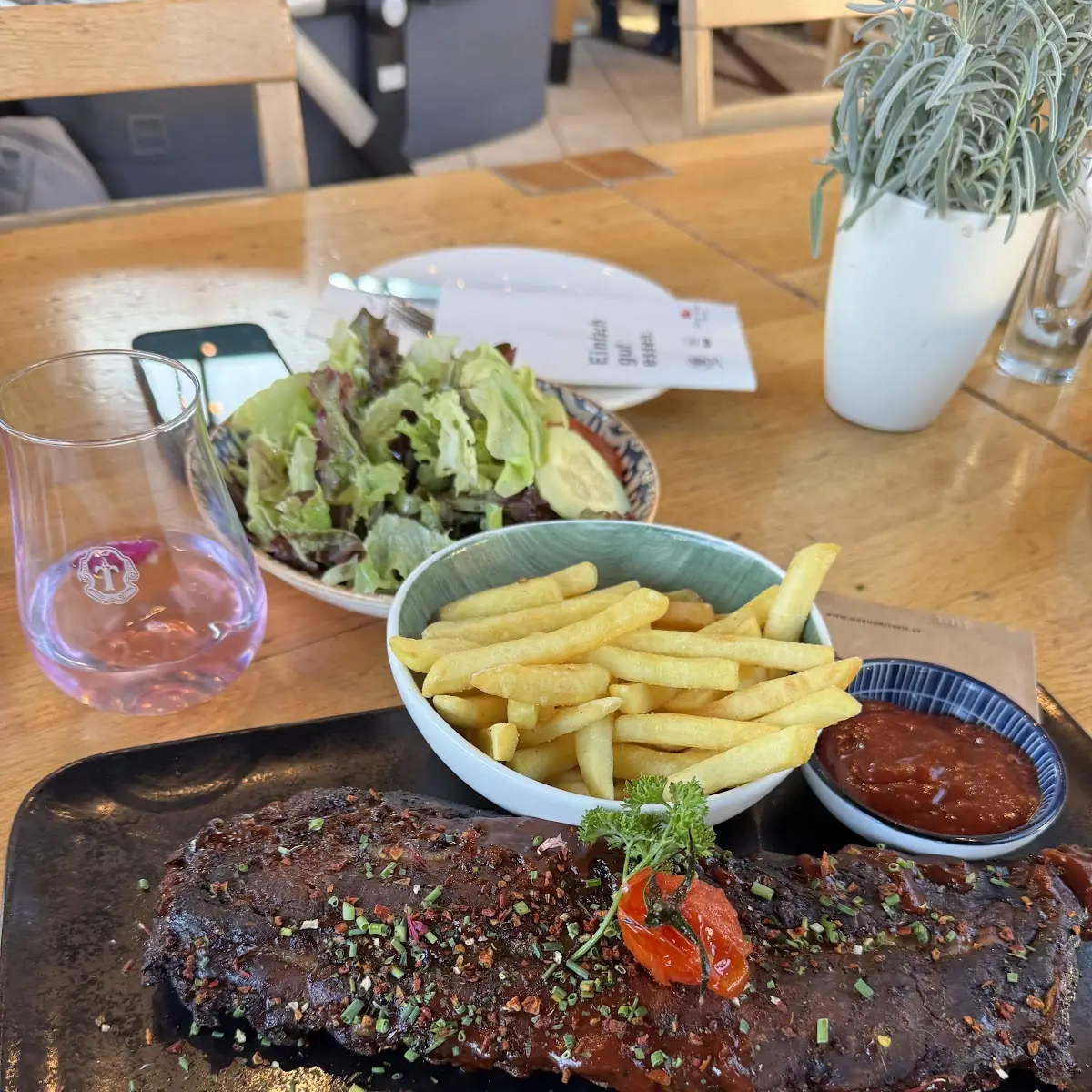 Essen und Trinken photo 4