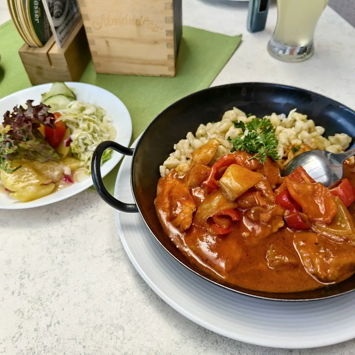 Essen und Trinken photo 2