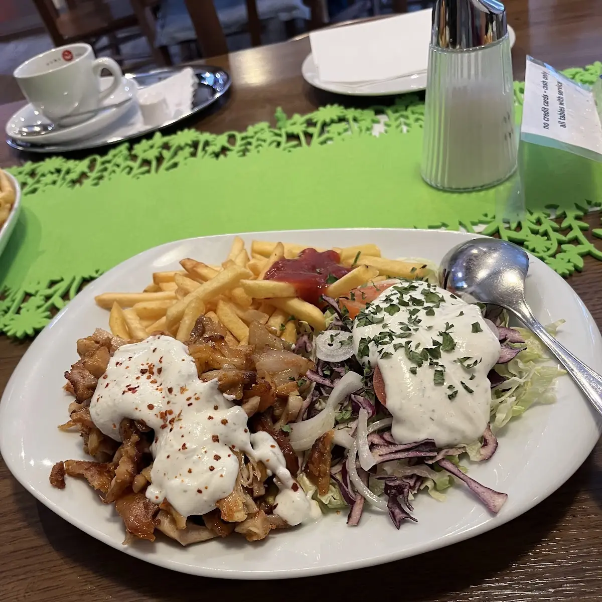 Essen und Trinken photo 2